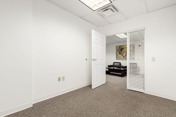 Individual offices or suites for lease: 4100 Horizons Dr, Columbus, OH 43220